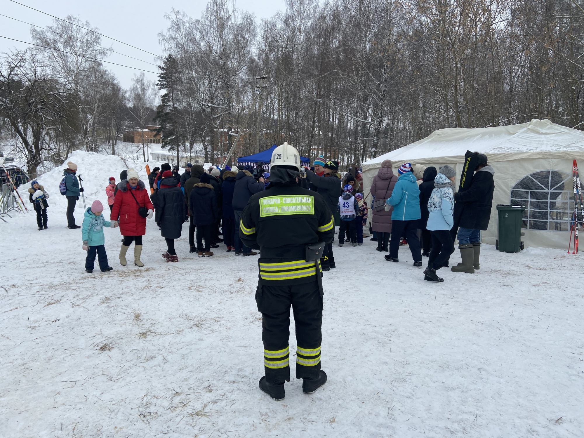 В прошедшие выходные новомосковские и узловские огнеборцы принимали участие  в лыжных гонках - Новости - Главное управление МЧС России по Тульской  области