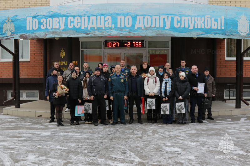 В тульском спасательном ведомстве поздравили добровольцев